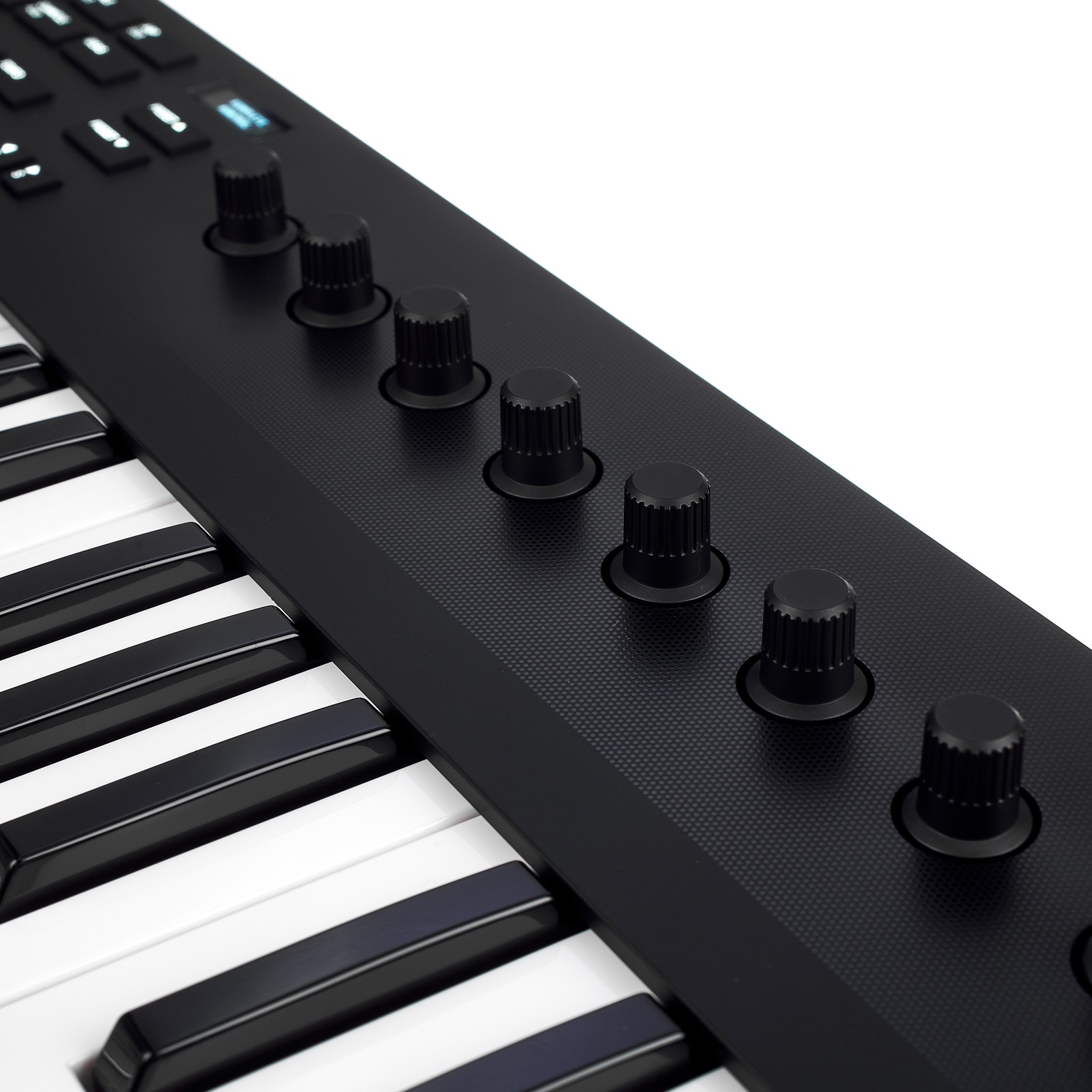 Native Instruments Komplete Kontrol M32 – United States