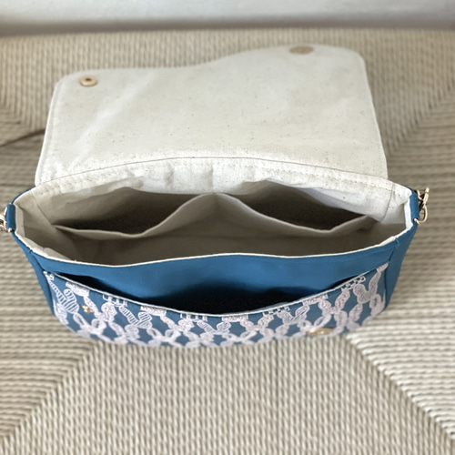 ⚮̈ミナペルホネン pomppia blue ピアノフラップポシェット 蓋付き