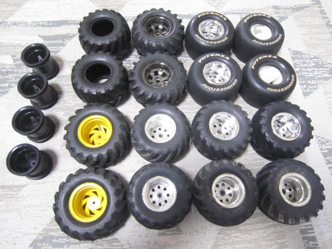 タミヤ ビック系 タイヤホイール 大量処分 ワイルドウイリー ランチBOX 他 タミヤ ランチボックス ワイルドウィリー パドルタイヤ スターホイール